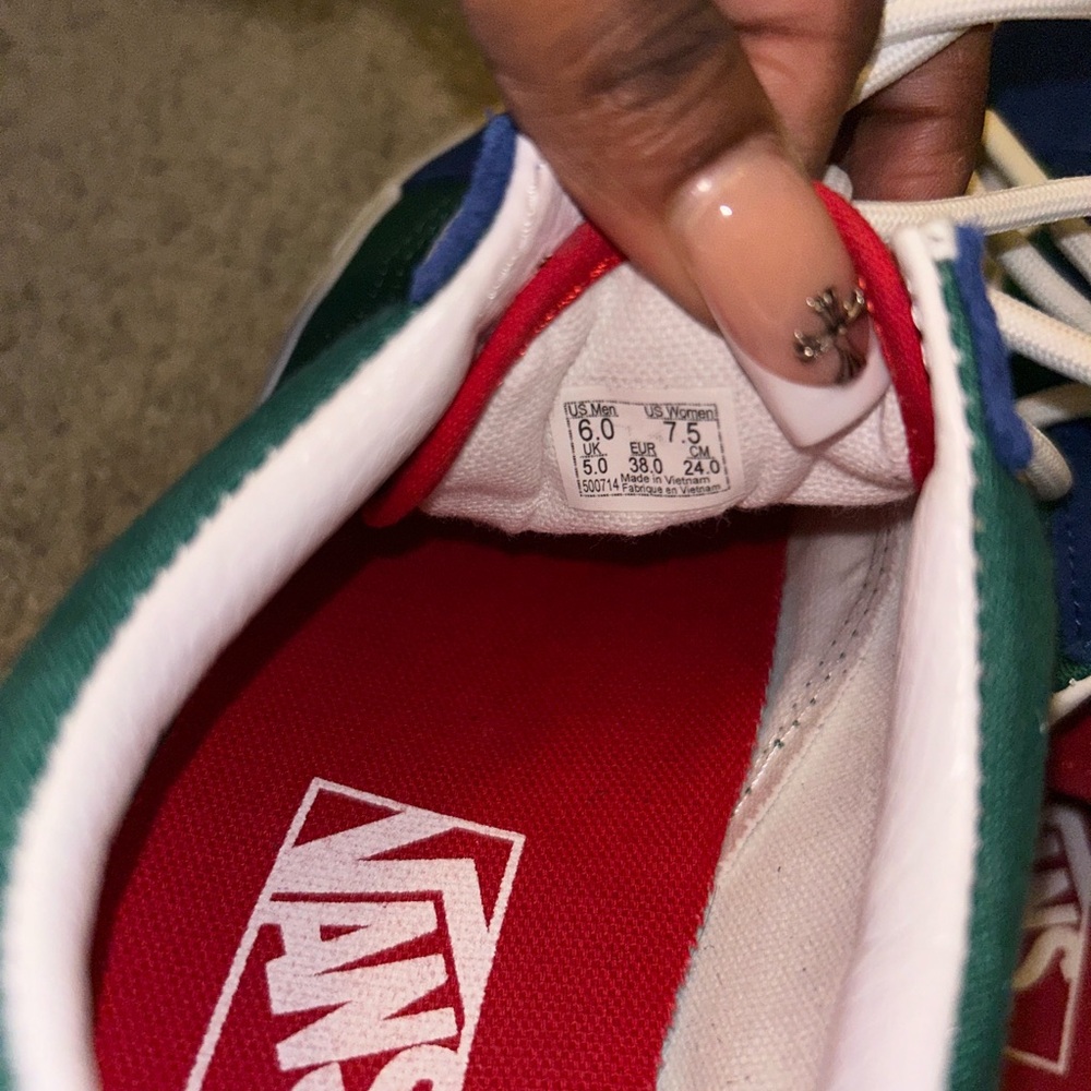 Vans Yacht Club Old Skool Shoe - Picture 4 of 7